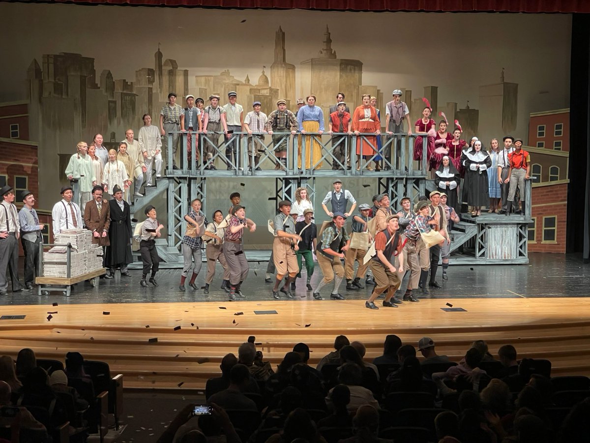 Well done <a href="/SepVocal/">SEP Vocal Music</a>! The production of Newsies was 👍🏼👍🏼 &amp; ⭐️⭐️⭐️⭐️⭐️