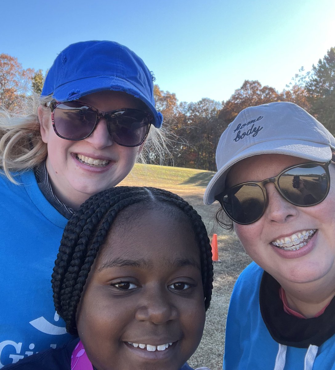Slow and steady finishes the race! @MrsGrayAP_HDES <a href="/HDBobcats/">Hanford Dole Bobcats</a> #GOTR #5K #DoleStrong