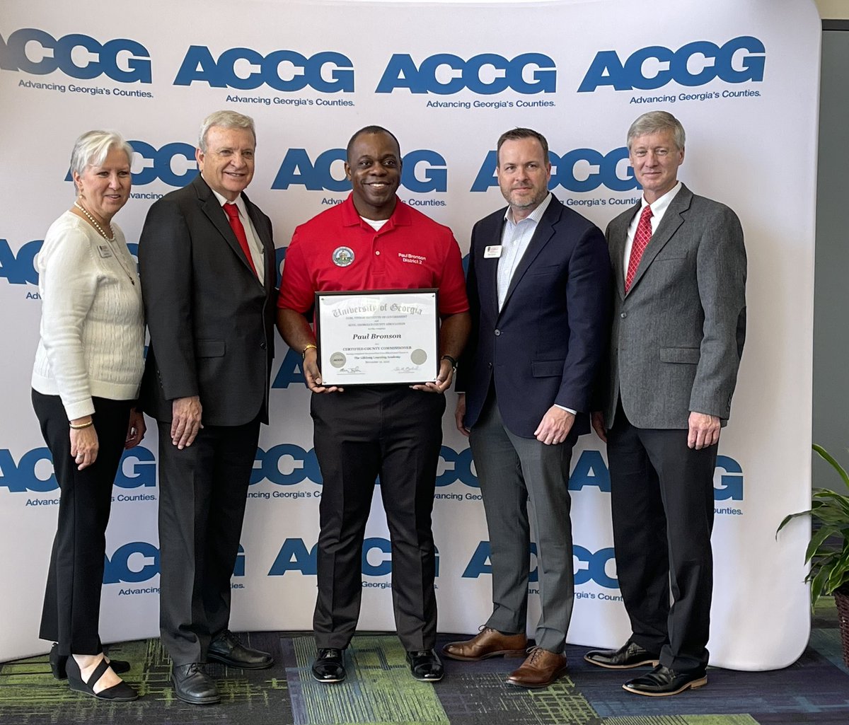 MaconBibbCounty's tweet photo. Congratulations to Commissioners Raymond Wilder, Bill Howell, &amp; @MBCBronson for earning their County Commissioner Certification from @GACounty. Thank you for taking the time to learn best practices in county governance &amp; operations! #TeamMaconBibb #LocalGov #ForwardTogether https://t.co/igToBBwCkS