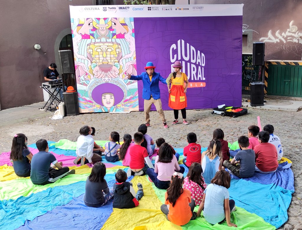 3er día de #PueblaCiudadMural #Xanenetla

La Polaquera a las 5 pm.

<a href="/Colectivotomate/">Colectivo Tomate</a> 🎉