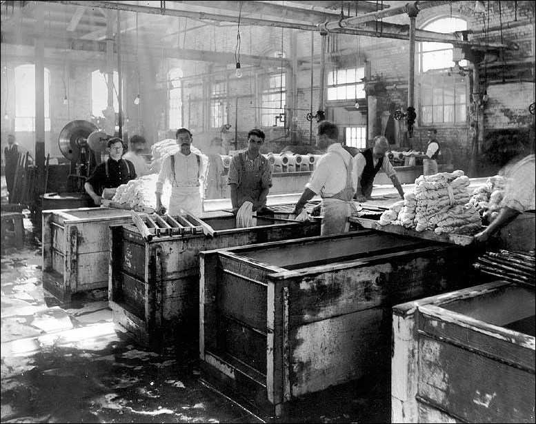 twistopherrobin's tweet photo. #Photography #Paterson #NewJersey #SilkFactory https://t.co/cxlnPrzJoO