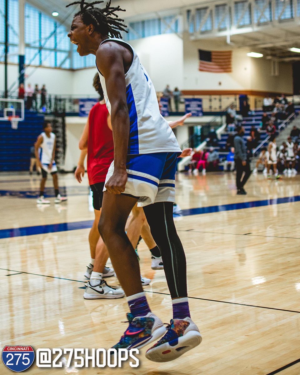 SZN IS ALMOST HERE ‼️👀
<a href="/RuMills2/">Ru Mills</a> <a href="/ItsBlue_AllDay/">Woodward Athletics</a>