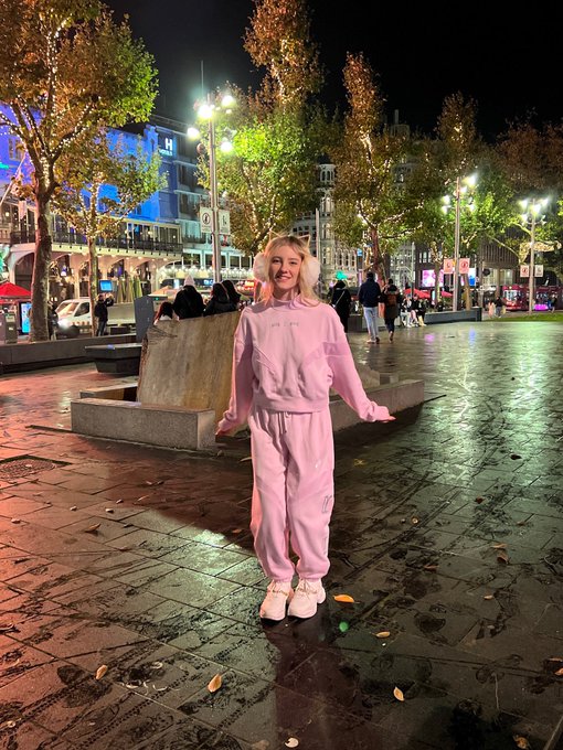 This is what Happy melody looks like 💕 perfectly awkward. I love it. https://t.co/WEtop4LE05