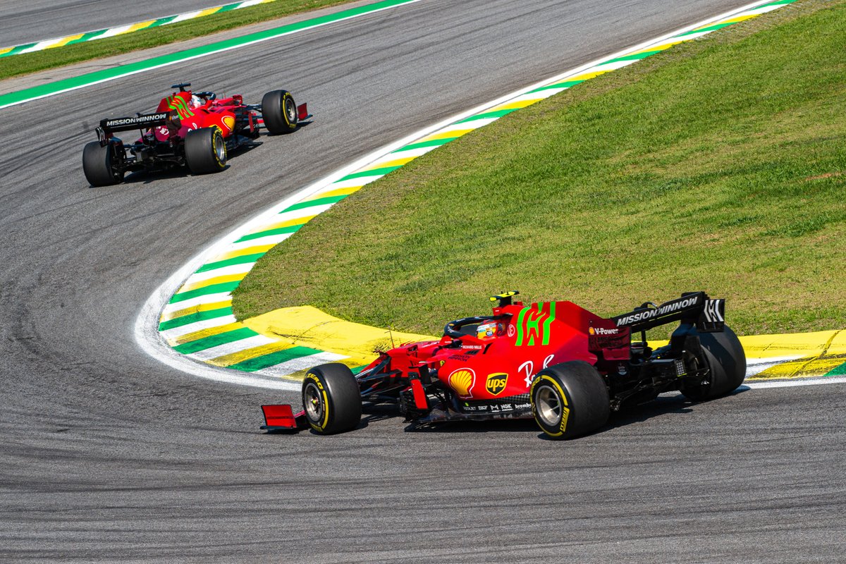 ScuderiaFerrari's tweet photo. Our Sunday in 📸

Obrigado Brasil! 🇧🇷

#essereFerrari 🔴 #BrazilGP https://t.co/eZuHeHfM8Y