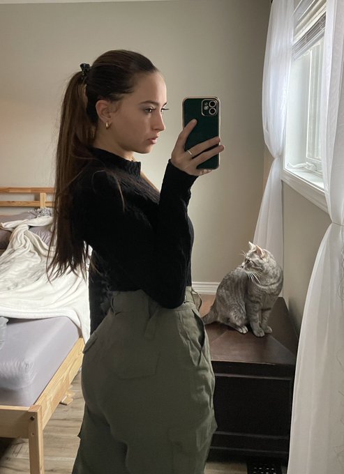 My ass is growing https://t.co/Ix6xz2biwC