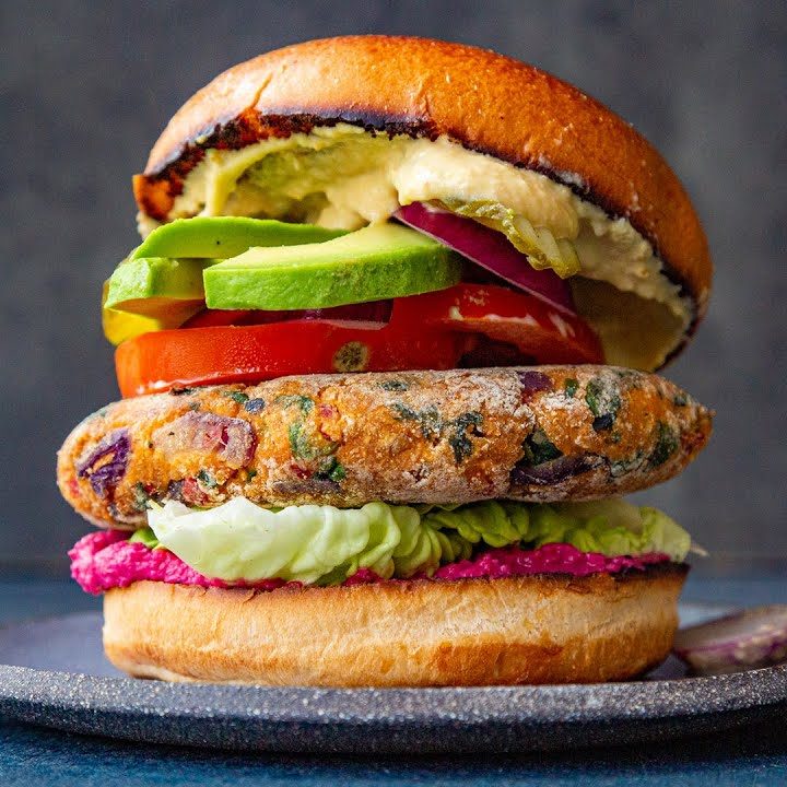 delivery_paul's tweet photo. Healthy Sunday!!
Enjoy this Veggie Burger for only £4.99
#food #veganfood #burger #Twitter #HealthySunday 
#fastfood #PaulDelivery https://t.co/FkDAiGEuRE