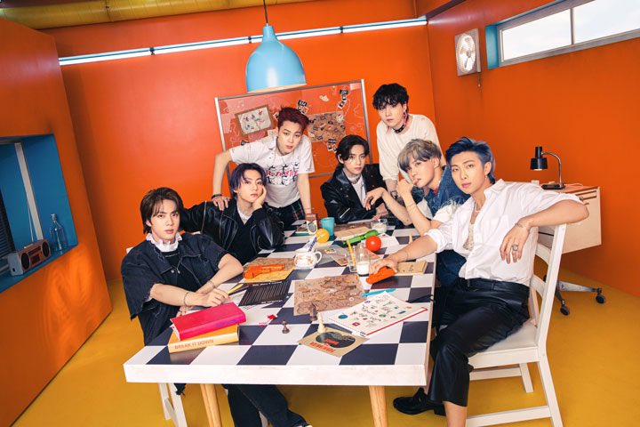 USBTSARMY's tweet photo. [￼🏆] Congratulations to #BTS for winning all 4️⃣ of the categories in which they were nominated at the MTV EMA!￼🥳 So very proud of you!!!🎉

💜Best Pop 💜Best K-Pop 💜Best Group 💜Biggest Fans

#Got_ARMY_Behind_Us 
#BTSxMTVEMA #MTVEMA2021 
#방탄소년단 @BTS_twt https://t.co/vpJVXjpmam