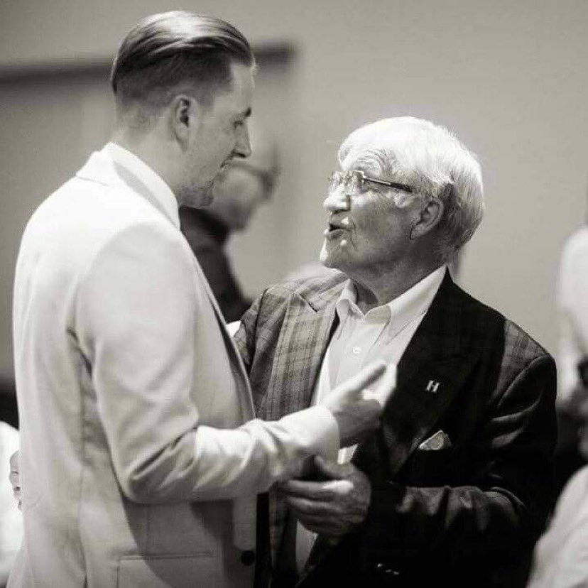 dannyygear's tweet photo. RIP Bertie, legend 💚🍀 https://t.co/wftyh3BySl