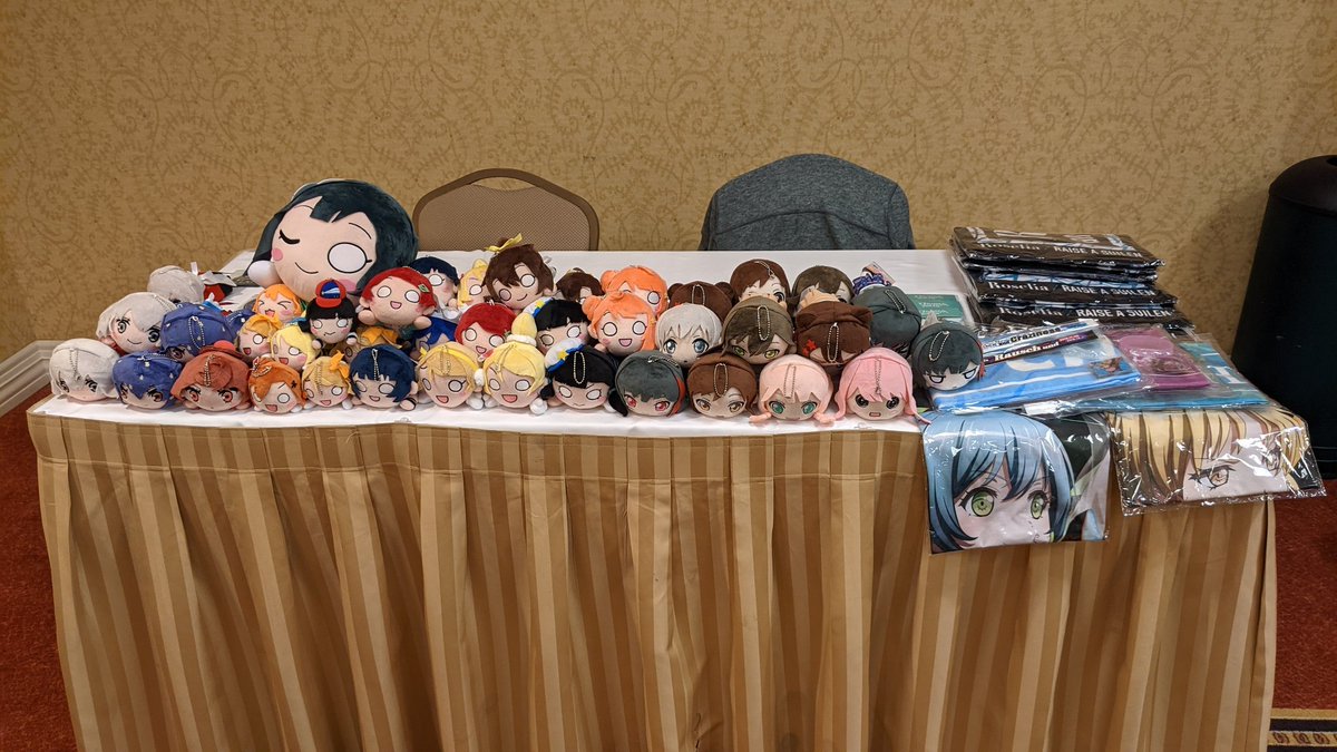 Ready for @NWIdolFest day 2!

Note: we're packing up the shop at 2pm today.