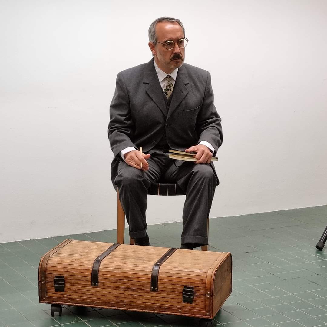 El teatre científic promou una reflexió pedagògica sobre el teatre i la ciència.
Gràcies <a href="/InCiTe_/">InCiTe: Ciencia & Teatro</a> per apropar-nos d'una manera diferent a la malaltia de l'#Alzheimer amb "El corazón no olvida".Us deixem unes imatges de l'obra del passat divendres a la Masoveria de Can Tinturé.