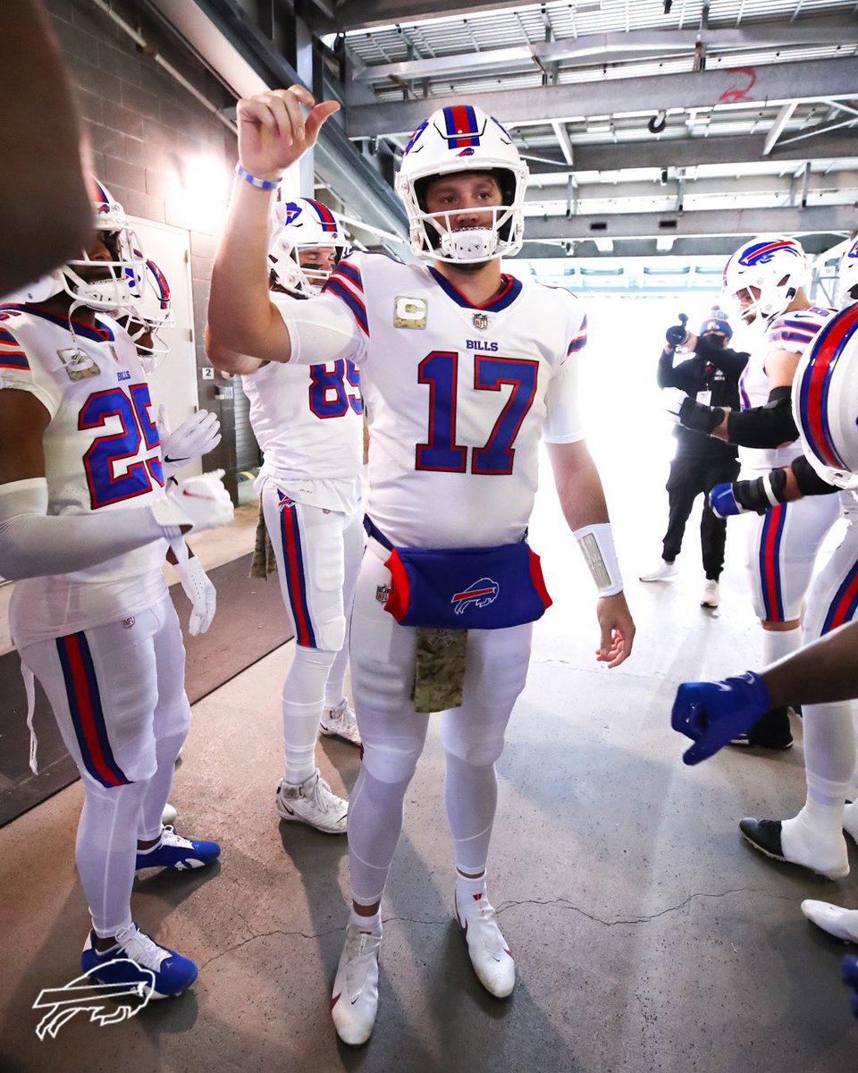 BuffaloBills's tweet photo. It’s go time. 🙌

#BUFvsNYJ | #BillsMafia https://t.co/JFOytYNXO0