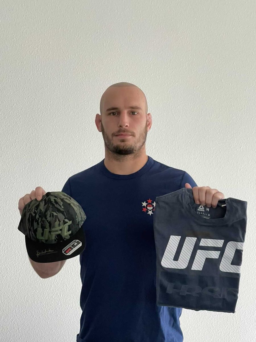 FightFirstFND's tweet photo. Keep your eyes peeled this week for our next auction 👀

UFC Welterweight Sasha Palatnikov (@PalatnikovMMA) generously donated an official &amp; authentic signed UFC T-shirt &amp; Snapback 👏🏻

We would like to thank Sasha massively for his kindness ❤️ https://t.co/Y3ePnfY1gb