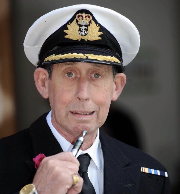 Bit late in the day but it s a happy birthday to Prince Charles, born this day 1948. 