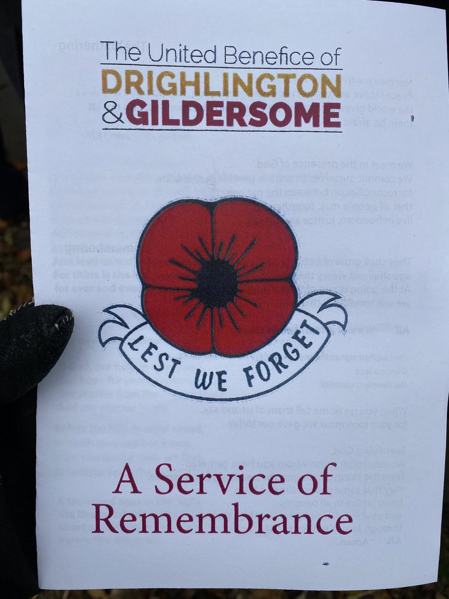 eziff_OBE_DL's tweet photo. Honoured to represent @LordLtWY for #RemembranceSunday at St Peter’s Gildersome to lay a wreath in memory of those who made the ultimate sacrifice. 
At the going down of the sun and in the morning…we will remember them.
#poppyday https://t.co/IKu2sDqQXB