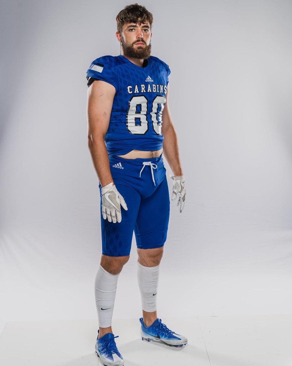 couguars's tweet photo. Bon match à nos 3 anciens Couguars pour la finale provinciale du RSEQ : La Coupe Dunsmore !!! 3 étudiants-athlètes originaire de la France qui poursuivent maintenant avec les @Carabins                       Liam Ward - Alexis Boulangé - Yanis Polin https://t.co/u0GRSNNmJh