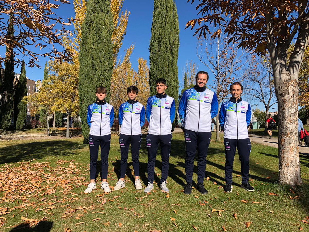 SCD_RABADEIRA's tweet photo. Fin de Liga Nacional con nuestros chicos acabando en 6° puesto.
Una temporada dura y difícil, pero ya pensando en el próximo año.
#PoderAzul #EquipoRabadeira https://t.co/mQOWj25KZh