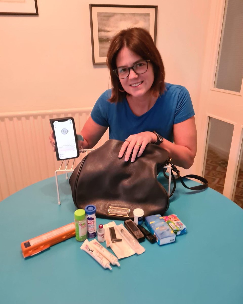 Why I have so much baggage. This is what I need to survive with type 1 diabetes #BagsOfResilience #WorldDiabetesDay #jdrfuk
