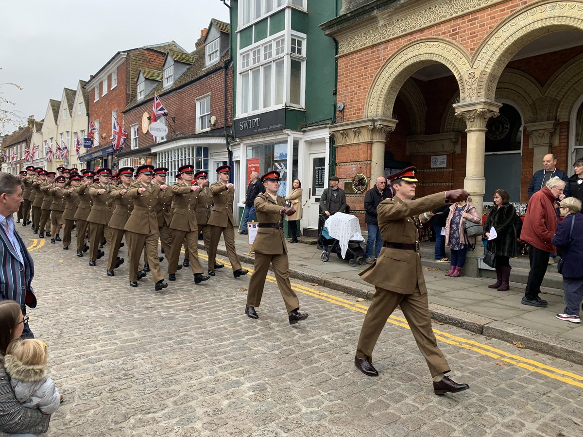 Very proud to play a small part in @Hungerford_TC Act of Remembrance this morning, with the Battalion superbly represented by a detachment from 14 Armoured Company REME. <a href="/Official_REME/">REME</a> <a href="/ILoveHungerford/">Hungerford</a>