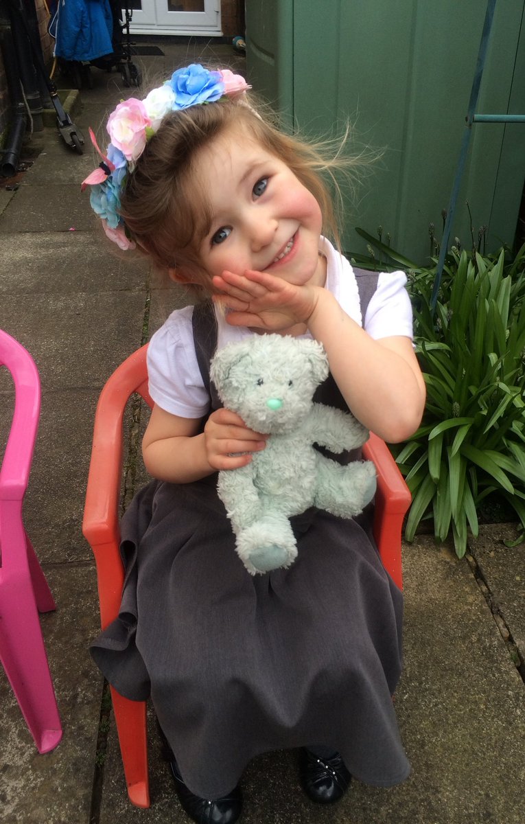 Islastones Foundation tweet media