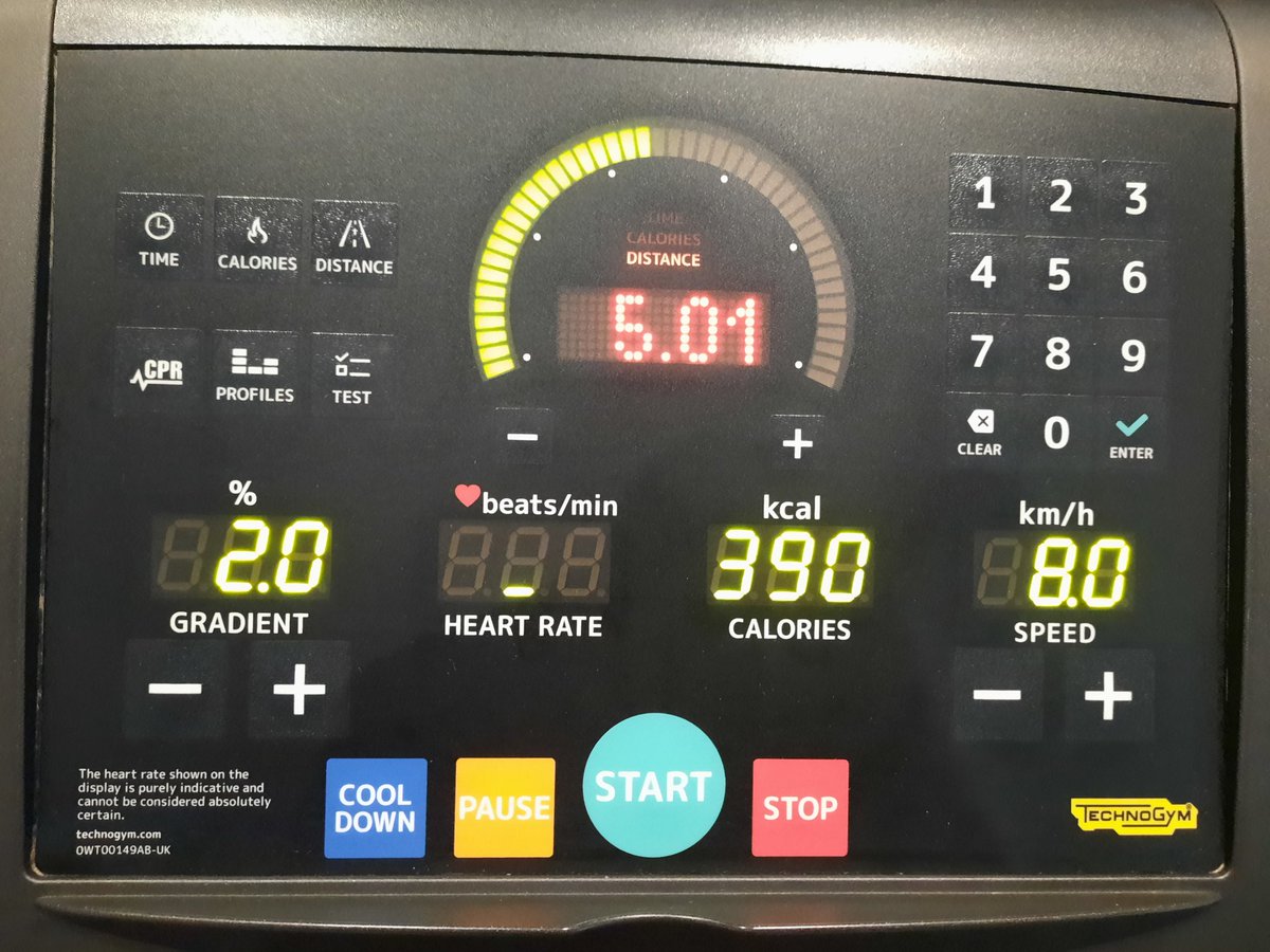 EilisDePaor's tweet photo. Delighted to take part in this year's #RemembranceRun, albeit on a treadmill this morning rather than around my usual stomping ground, while nevertheless remembering my brother, my dad and my father-in-law, RIP.
#RunAndRemember https://t.co/RektpZkBya