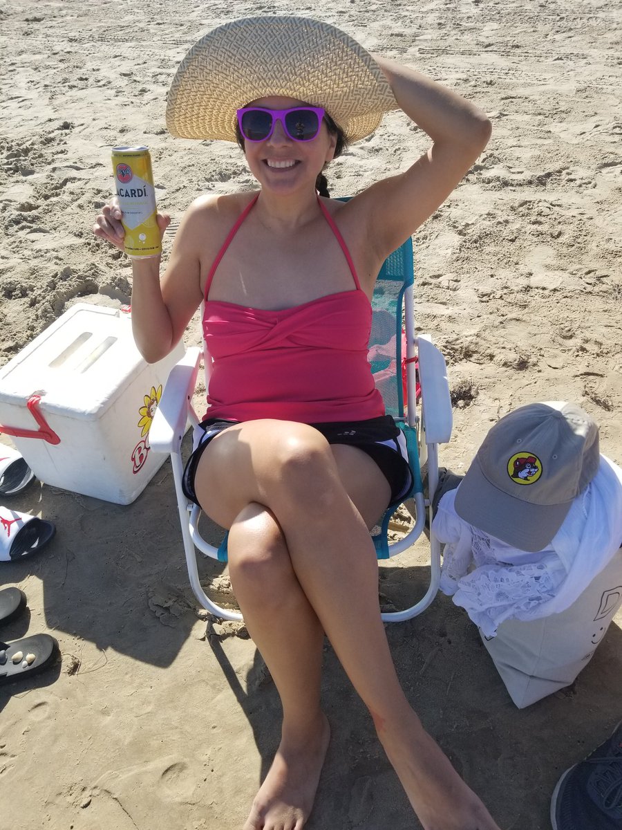 wheres_sandy's tweet photo. Beach Life! 😎 @BACARDI @SouthPadreIsle https://t.co/AaQHlQ2oXL