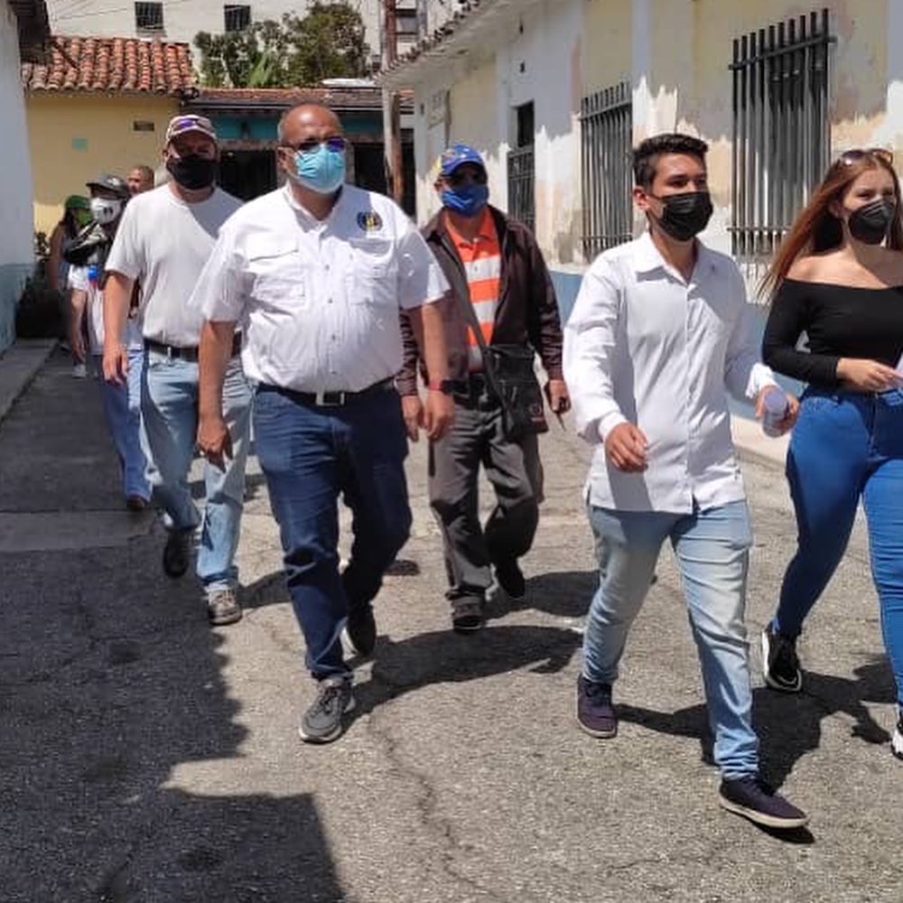 alcidesmonsalve's tweet photo. #14nov Sector Belén 👏🏼

Todos comprometidos a votar este 21 de noviembre en la tarjeta blanca 🏳️ la de Acción Democrática.

#merida
#alcaldiademerida
#asumimoselcompromiso https://t.co/CYpAnlvDAP
