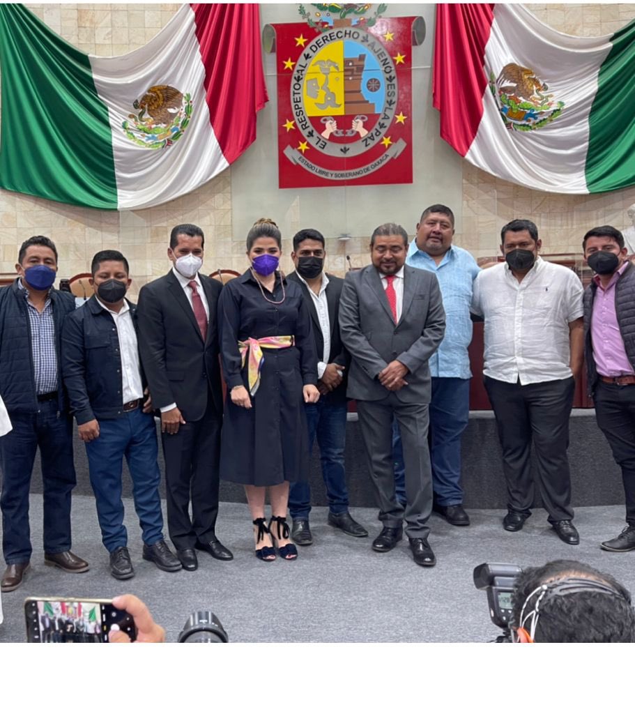 MarcoGEscamilla's tweet photo. Los mejores aliados para Puerto Escondido y la Costa. @RojaszLalo @FREDDYGILPINEDA @_AvilesAlvarez https://t.co/pwMss3GkCT
