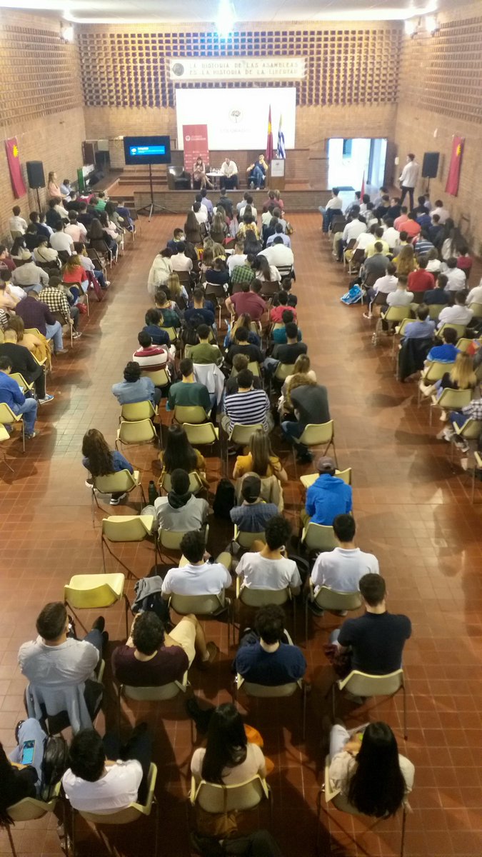 CNJColorados's tweet photo. Impresionante participación de Jóvenes Colorados de todo el país! Casi 300 Jóvenes reunidos en Asamblea Nacional de la Juventud, Dra. Martha Montaner, en defensa de la Luc #jovenescolorados #partidocolorado #NoDerogo https://t.co/oez4mSgVzQ