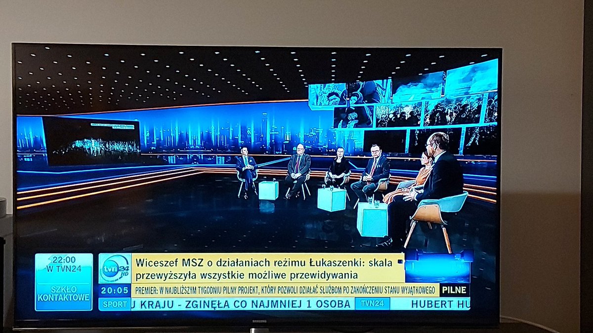 "Debata: Granica" w <a href="/tvn24/">tvn24</a>. B. dobry dobór gości - z udziałem strony rządowej, wicemin. <a href="/marcin_przydacz/">Marcin Przydacz</a>, ekspertów i analityków <a href="/adam_eberhardt/">Adam Eberhardt</a> <a href="/Anna_M_Dyner/">Anna Maria Dyner</a> czy <a href="/BoguslawPacek/">Bogusław Pacek</a>. Jest też były wicemin prof. Artur Nowak-Farz dr Hanna Machińska, przedstawiciele SG i lekarzy.