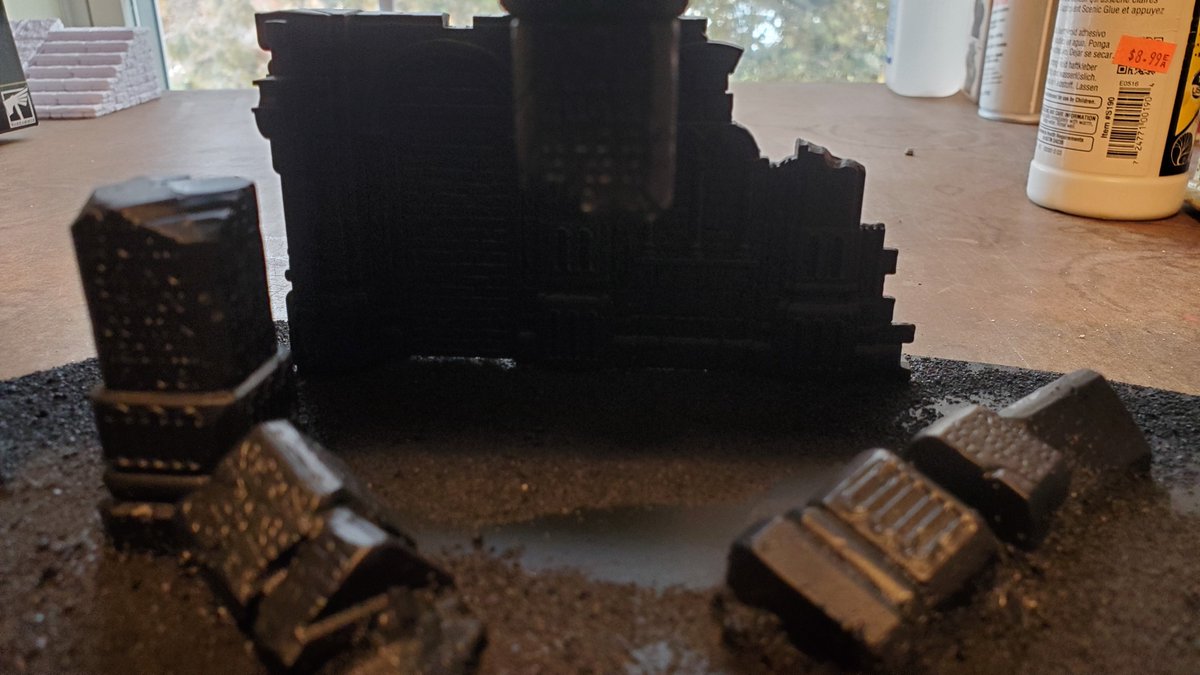 BlackSquig's tweet photo. Moving forward with detailing now, before painting... https://t.co/lQoPqJaaXM