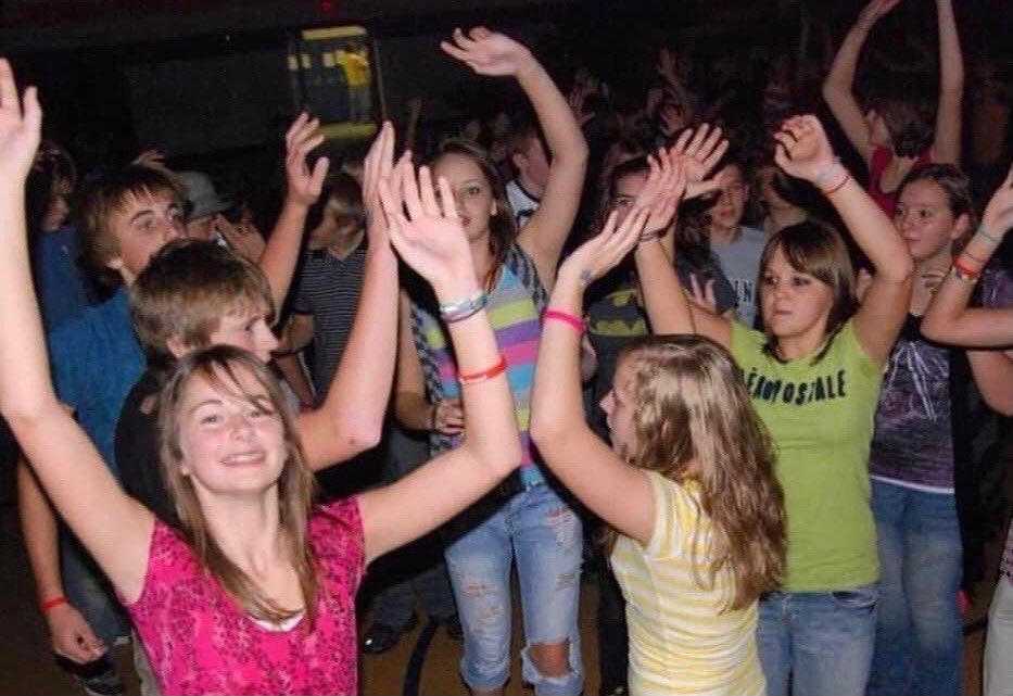 RAVENSCOON's tweet photo. “she wanna lick lick lick lick it like a lollipop”

me and all my 12 year old friends: https://t.co/SlRfjqvTXg