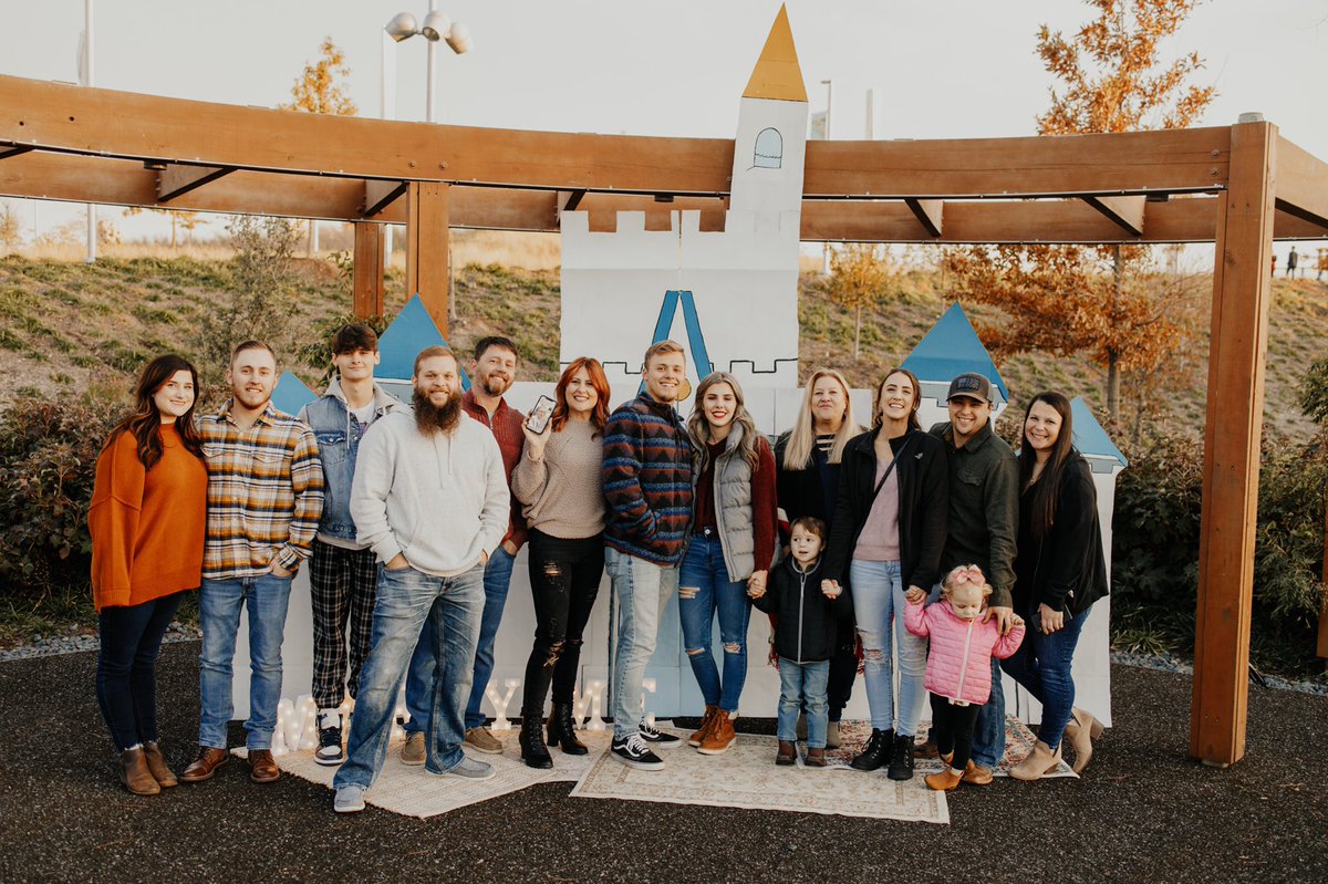 CodyMooneyham12's tweet image. 5 years in the making… She said yes! @libbs4