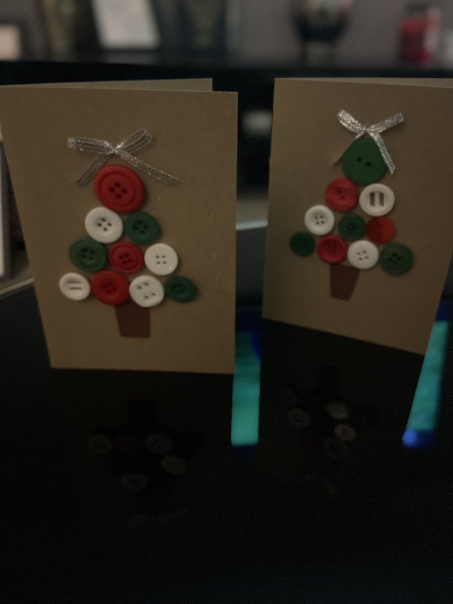 steachermps's tweet photo. Bit of Sunday night crafting 😊🎄 https://t.co/uqCgOiVqZw