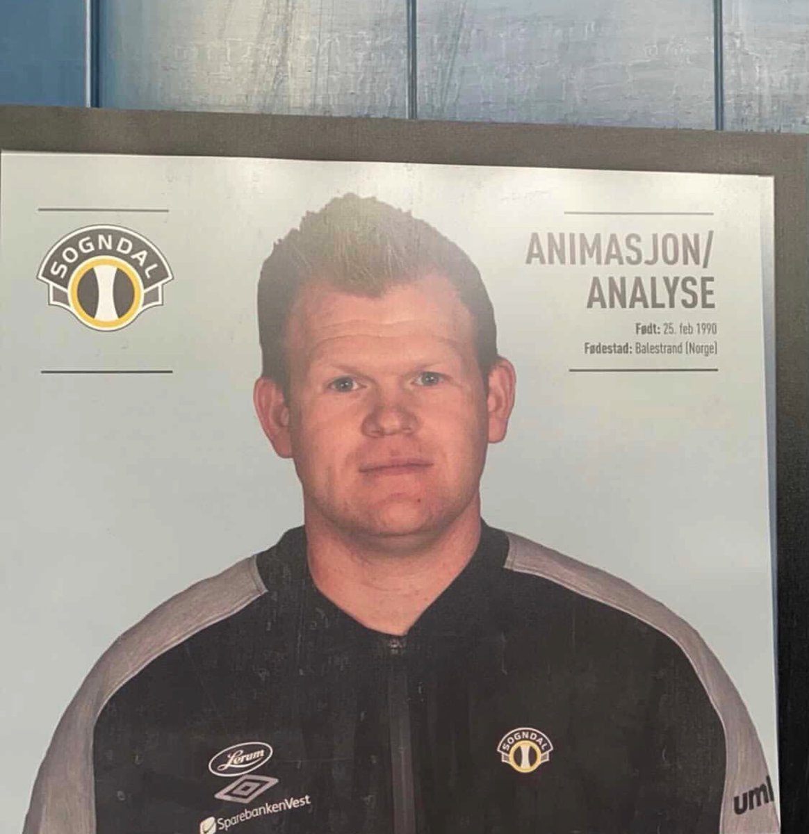 fotballparodier's tweet photo. Tok ikke lang tid før John Arne Riise teamet opp med Steffen Iversen og fikk seg ny jobb 🔥🔥🔥 https://t.co/9WPYgbaNVX