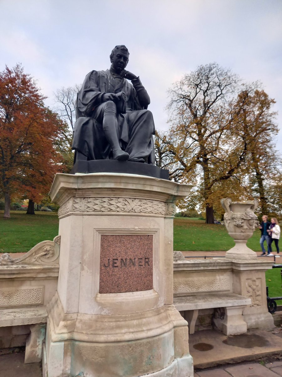 DGSHistoryDept's tweet photo. Miss Tilling bumped into this chap in London today and started telling everyone about how important Edward Jenner was. Y10 and Y11, you'll understand the appreciation for Jenner! #HistoryIsAllAround https://t.co/LeP8fTvFob