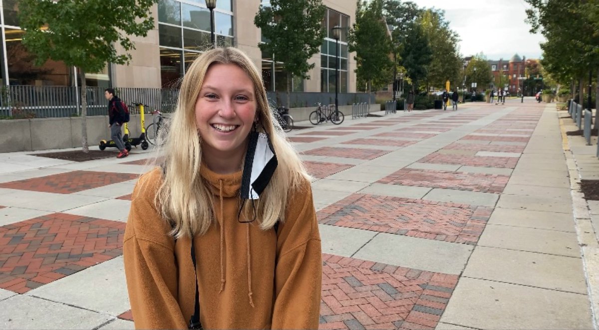 VolpeSophia2's tweet photo. “The diverse student body was the main reason why I chose VCU” says 3rd year Brandilyn Williamson. “VCU and the city of Richmond have exposed me and taught me about so many different cultures and people.”  #MASC336 #TwitterScavengerHunt #Diversity https://t.co/Nrz2wKUdPb