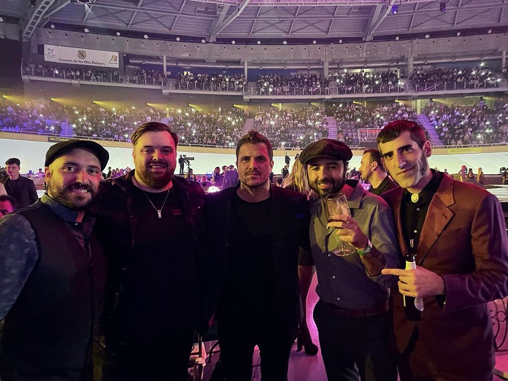 Sidecarsrock's tweet photo. ¿Cómo se llama la banda?
(Solo respuestas incorrectas) https://t.co/tcRxcvcV3V