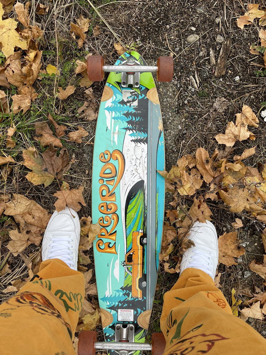 superrandomn's tweet photo. My board matched the fit https://t.co/rUfPjaC2fV