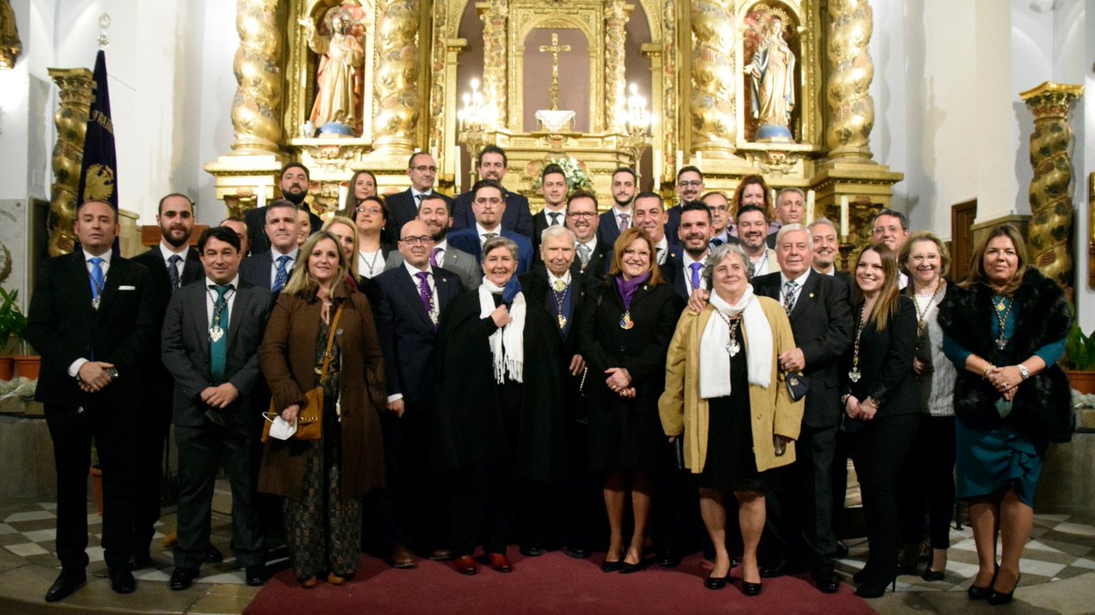 |Día a Día| 
Ayer, tuvo lugar el Juramento y Toma de Posesión de la nueva Junta de Gobierno y de Vocales de nuestra Hermandad, encabezada por N. H. D. Ramón Martín Aguayo, mediante la celebración de una Solemne Eucaristía en nuestra sede canónica. 

Fotos: <a href="/IInfoLinares/">InfoLinares.com</a>