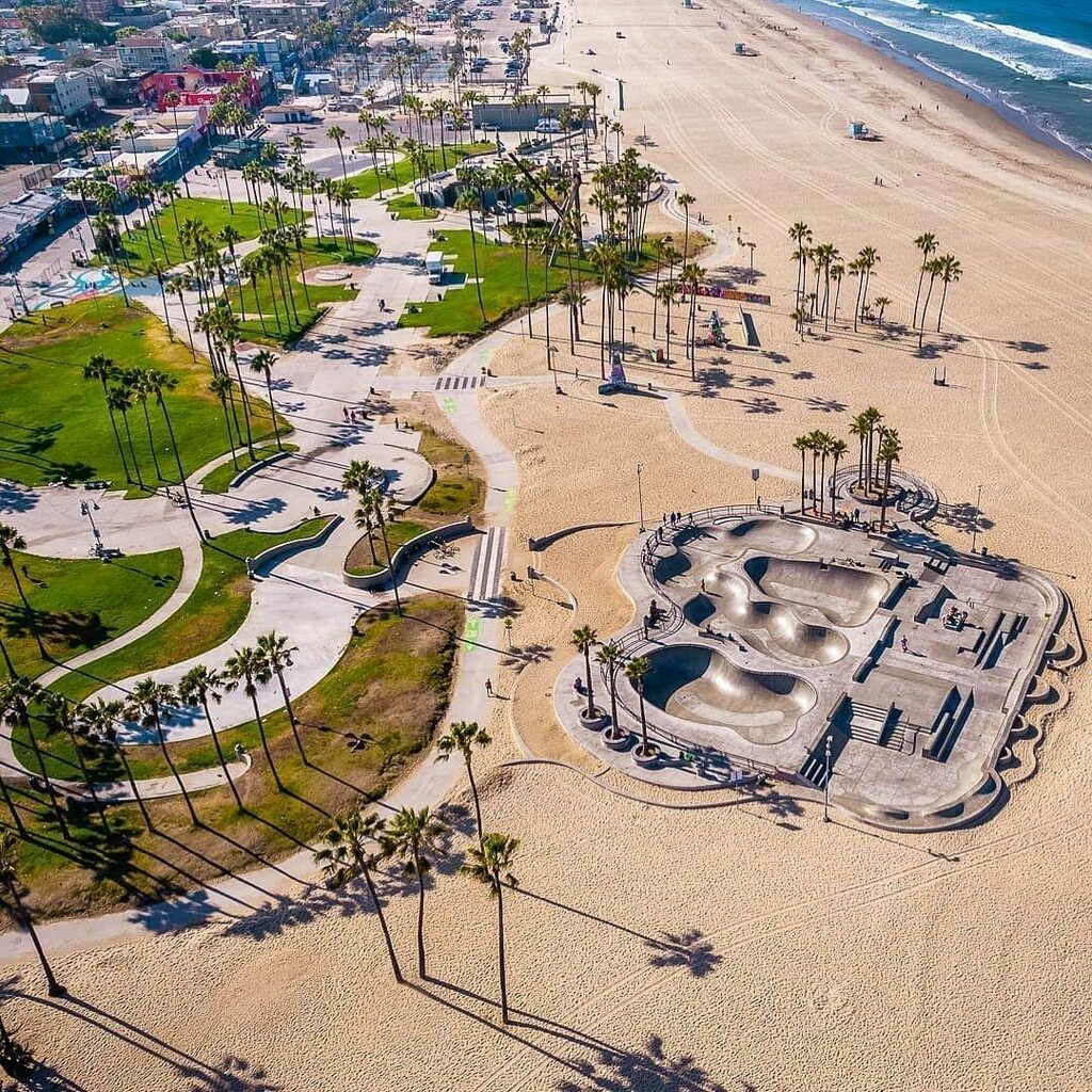 voyagenfrancais's tweet photo. [LOS ANGELES en français ]Bonjour à tous 💫😎

Encore une superbe journée ici à LA ..c est l été..et quoi de mieux pour profiter de la plage 🏝 
Bonne fin de week-end 
.
.
.
.
.
.

.
#losangelesenfrancais #losangeles #ilovela #onlyla #visitercalifornie #visiteretatsunis #visitu… https://t.co/kBlPqVUGLB