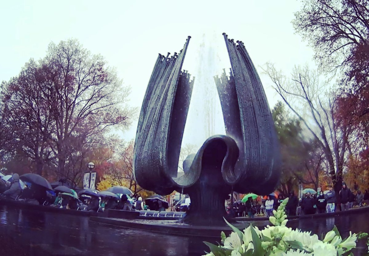 dr_mcglitter's tweet photo. #NeverForget #WeAreMarshall #PlayForThe75 https://t.co/3kHzFSLzlb