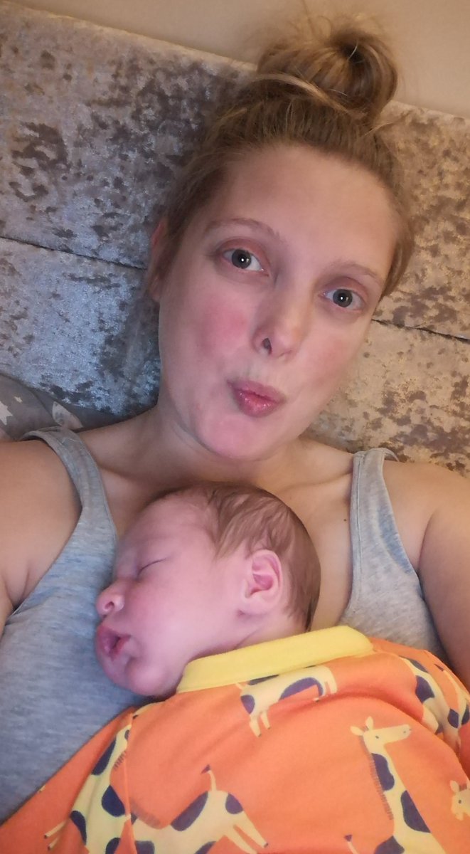 yasmintipton's tweet photo. Who is the warm up guy for #walktheline ???
Wants to know baby's name but I'm not on insta 🙈
11 days old, welcome to the world baby Aurelio
@GaryBarlow @CraigDavid @Dawn_French @AleshaOfficial @MayaJama https://t.co/qJHN0GktS8