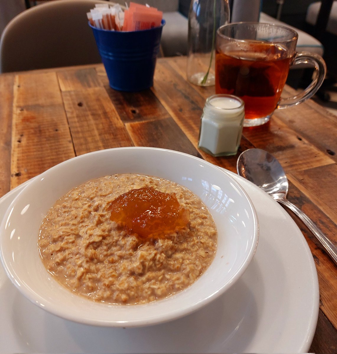 SharmL's tweet photo. Ahh lovely @javaroastery #Birmingham, what a wee haven of joy you are. Lovely service, a terrific spiced porridge and a great cuppa - a breakfast to make me smile all day 😁 I'll be back for #coffee next visit #roastery #coolbeans #coolcafe https://t.co/ZUEB9xGck4