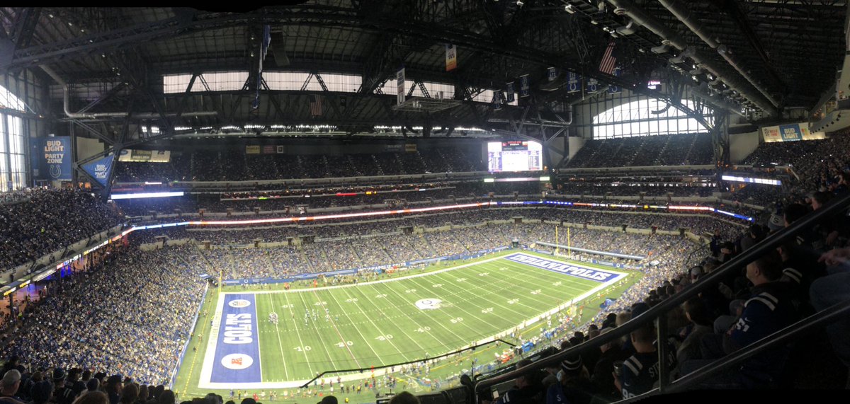 AmyLS23's tweet image. JAXvsIND Let’s go Colts 🏈💙 @Colts #ForTheShoe