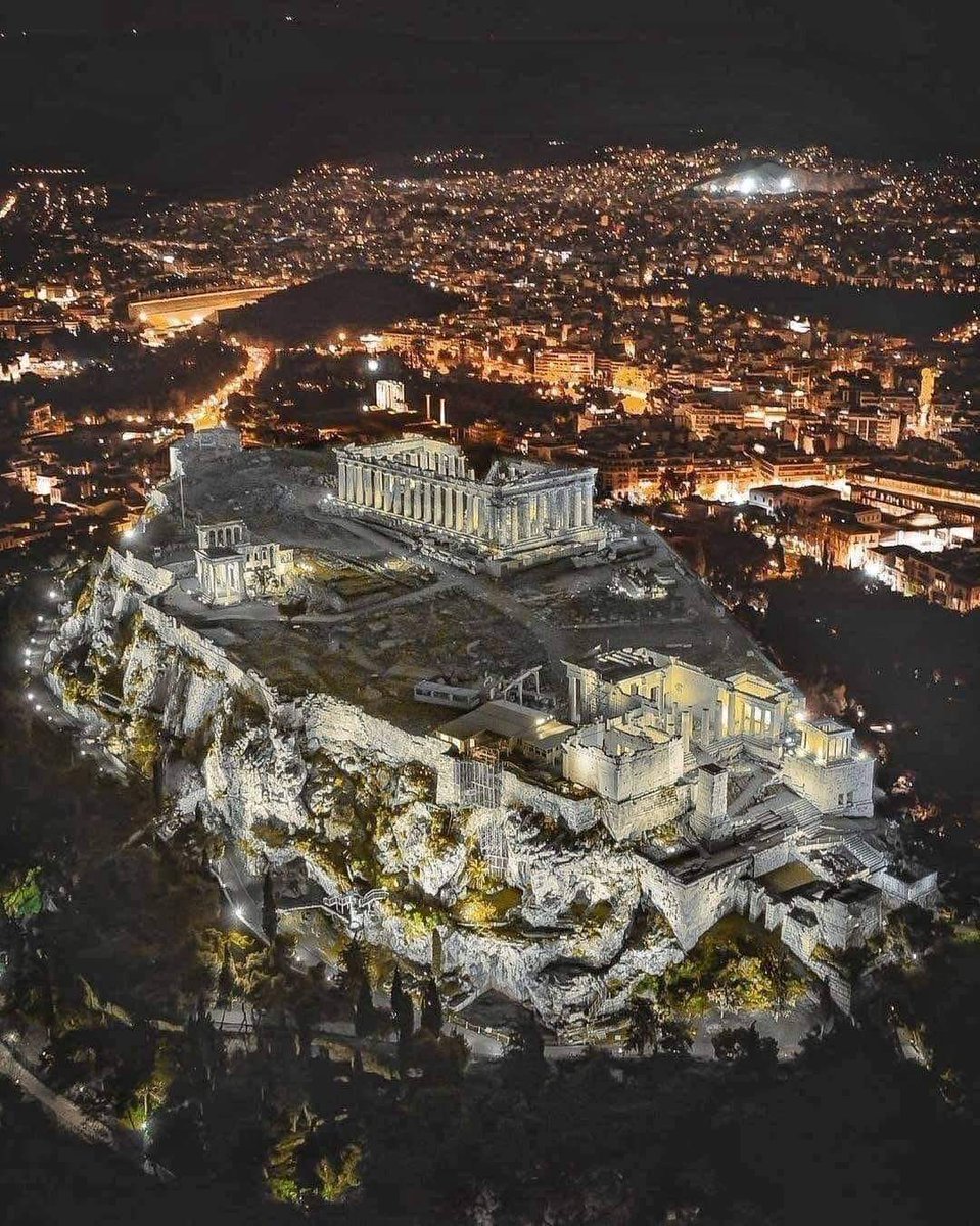 Arteymas_'s tweet photo. Acrópolis de Atenas, Grecia. https://t.co/9HGw9uhnCC