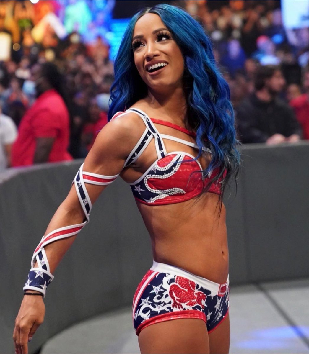 thelegitserena's tweet photo. I just want to say that Sasha Banks https://t.co/u1PXfszv4g