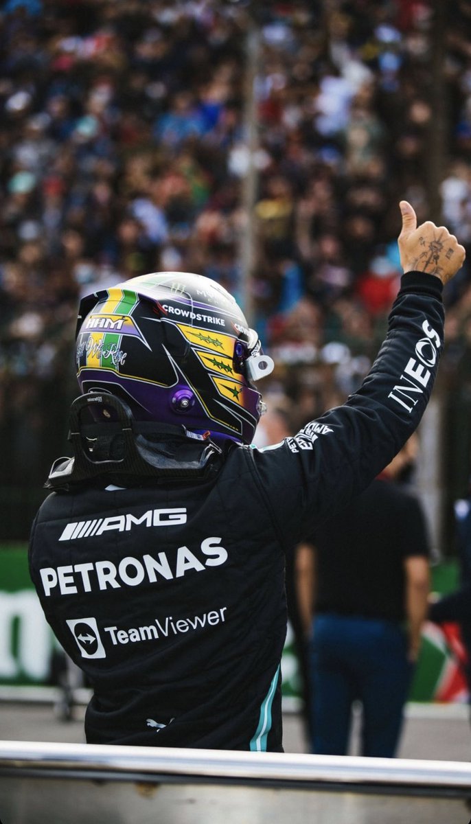 MaxTrinel's tweet photo. Congrats @LewisHamilton 👑 https://t.co/nzEQN8npRw