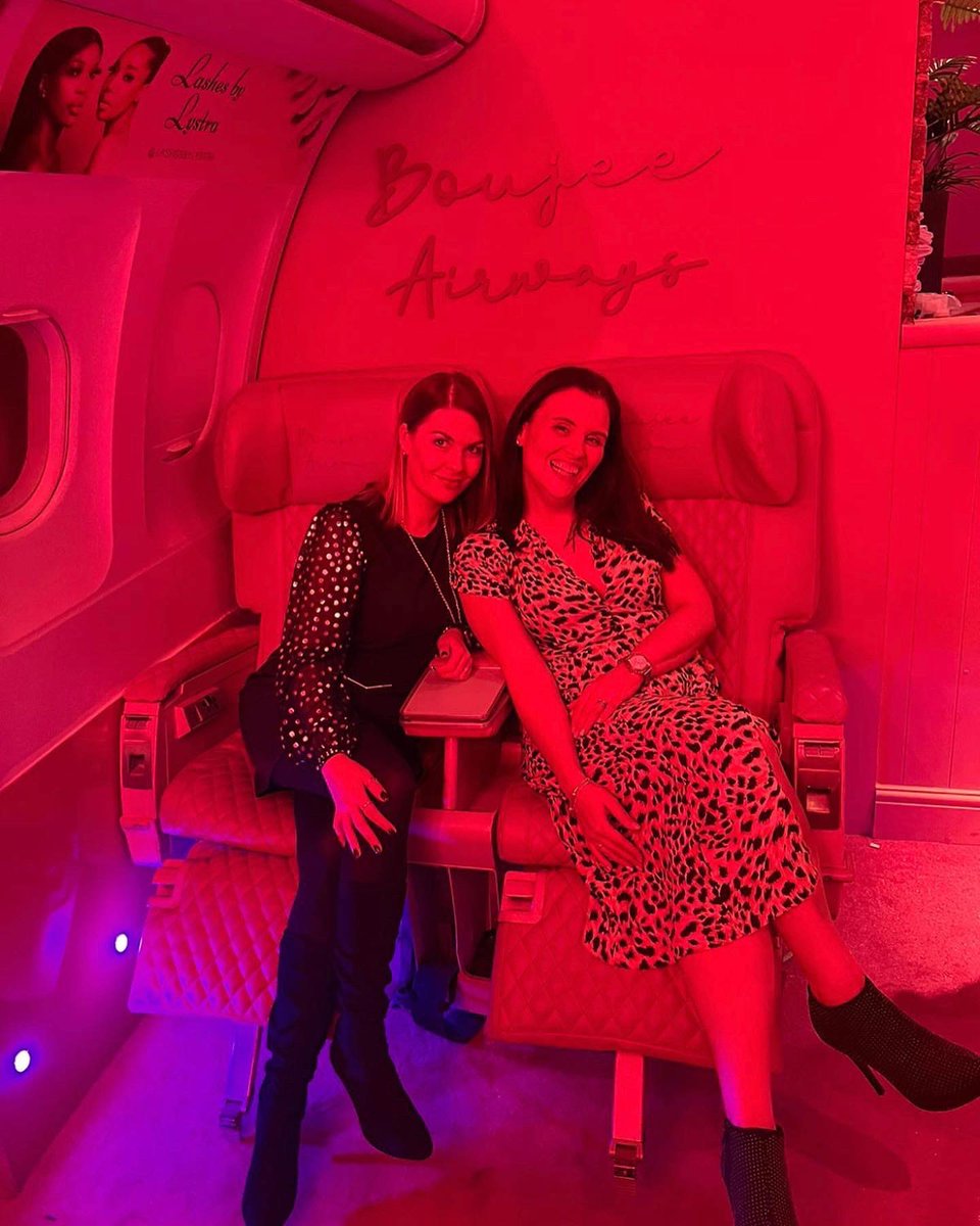 RhianGuy's tweet photo. #friends#Boujee#prosecco#cocktails#laughter 🥂💕 https://t.co/PQ1X2NXdOu