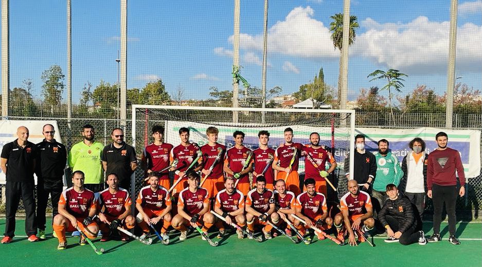 Samisadiq17's tweet photo. End of 1st part of the season see you soon with more energy and new thoughts 🏑🇮🇹💪 we will be back soon 🔜  Hc Roma ♥️🧡
@HCRomaDeSisti @playershouse 
@rome @hockey https://t.co/9QWeYL8bKN