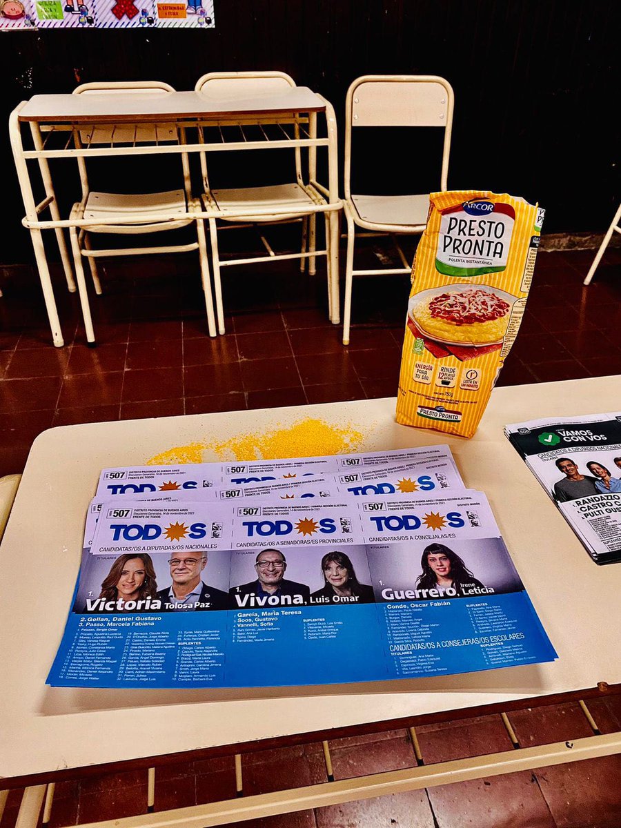 No fue en la mesa que fiscalizo, pero te queremos, quien hayas sido. #SeVanEnTodoElPais